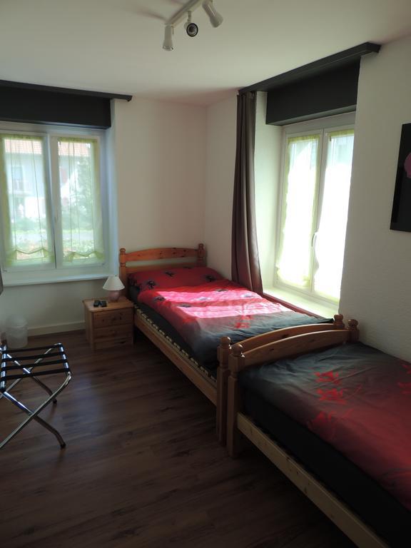 Hotel De La Gare Cousset Rom bilde