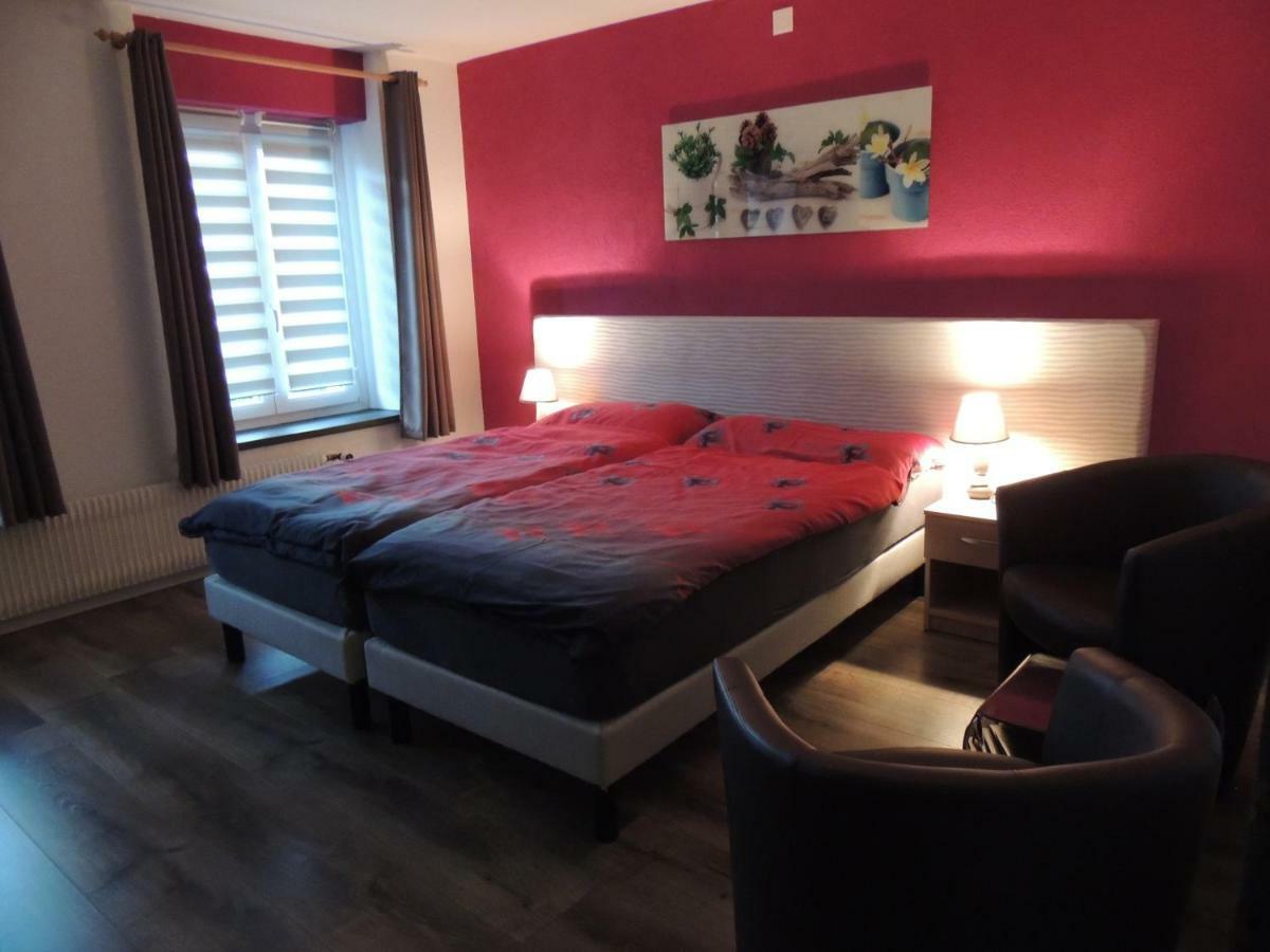 Hotel De La Gare Cousset Eksteriør bilde